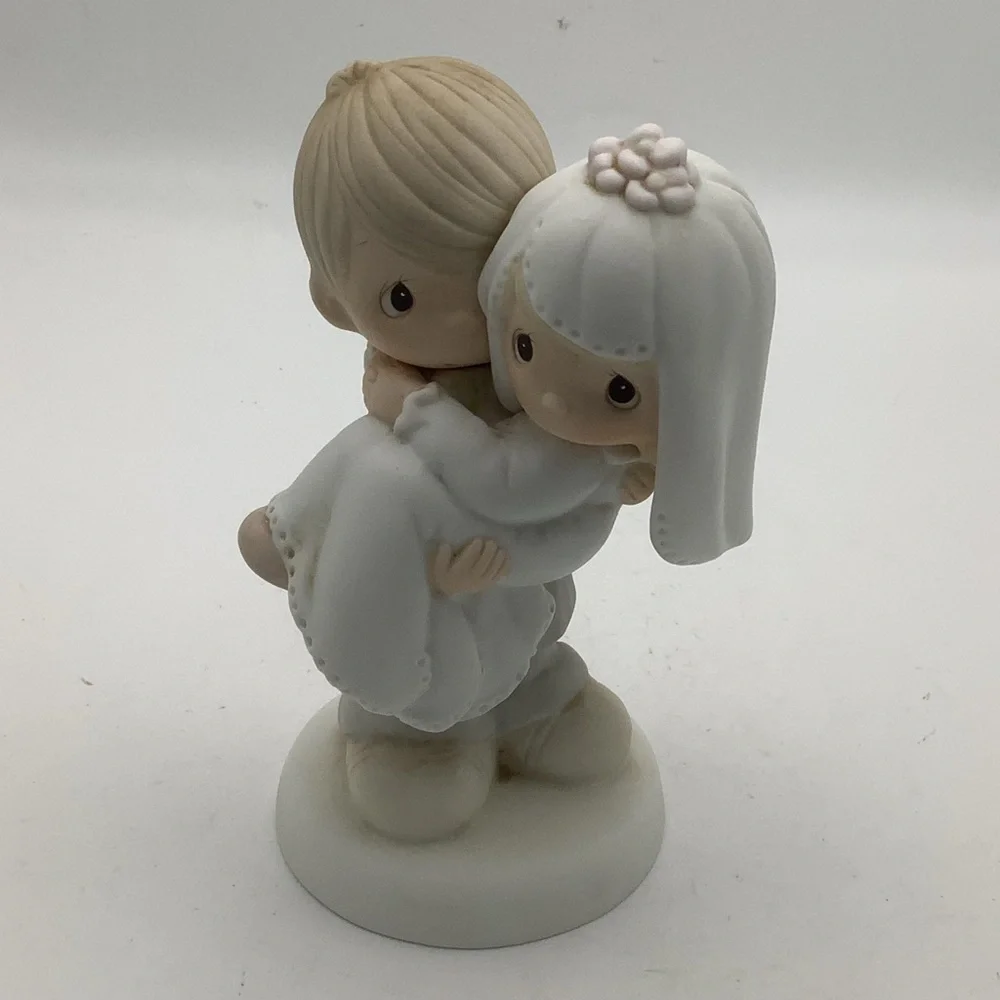 Charming 1982 Jonathan & David Bride and Groom Figurine